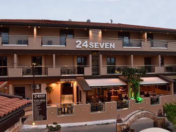 24 SEVEN BOUTIQUE HOTEL 3*
